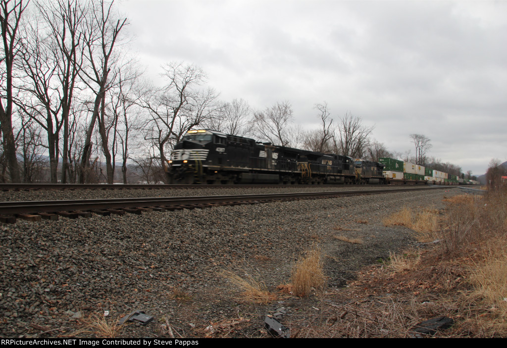 Norfolk Southern train 21G at MP 116